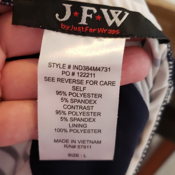 JFW V-Neck Spaghetti Strap Striped Maxi Dress - Picture 4 of 4